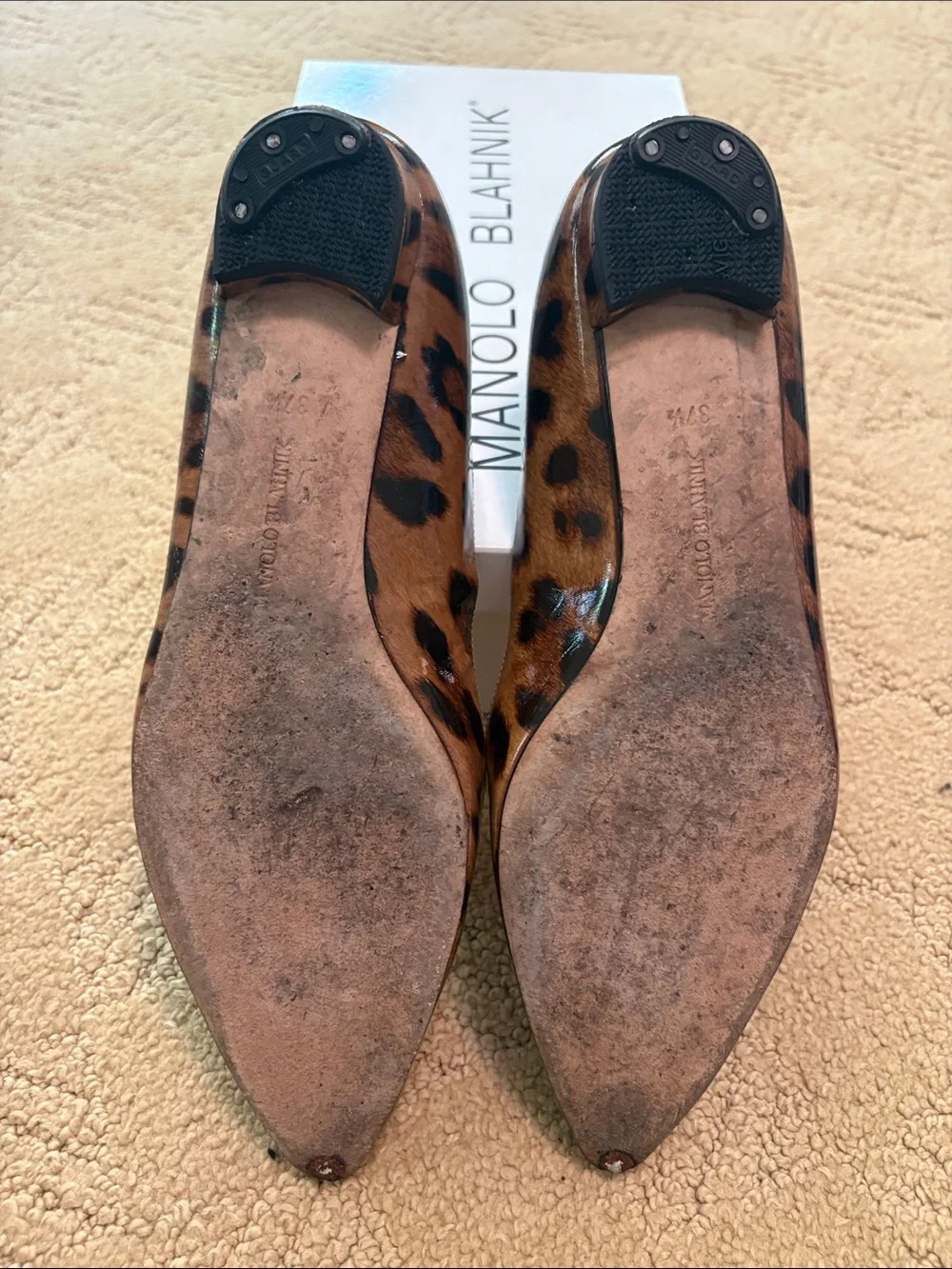 Manolo Blahnik Patent Leopard Flat Euro size 37.5 - Picture 4 of 7